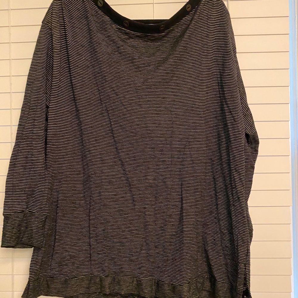 Striped top - Picture 5 of 6